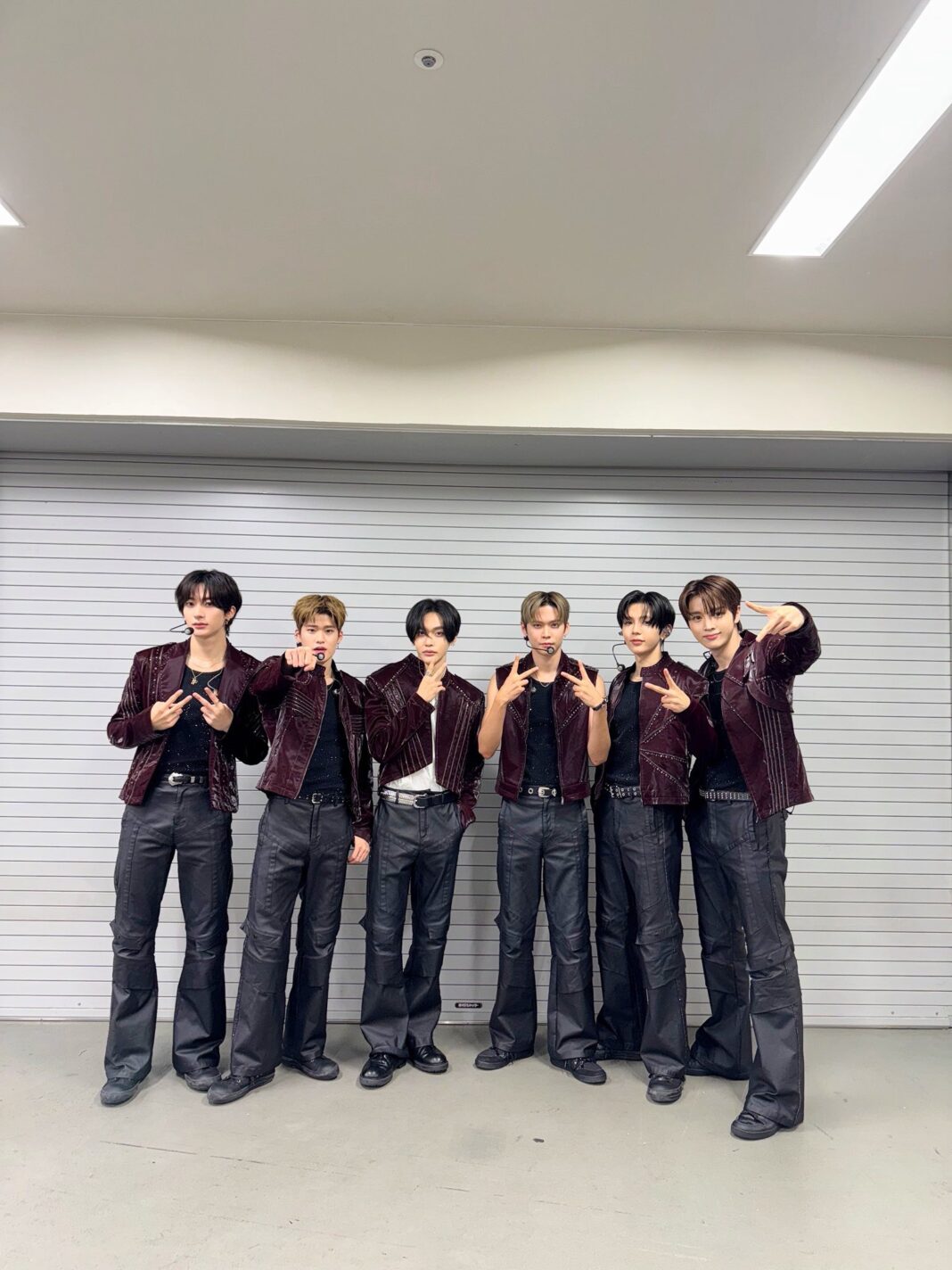 Nhóm nhạc RIIZE lập kỷ lục khi biểu diễn tại Tokyo Dome (Ảnh: Internet) Nhóm nhạc RIIZE lập kỷ lục khi biểu diễn tại Tokyo Dome (Ảnh: Internet)