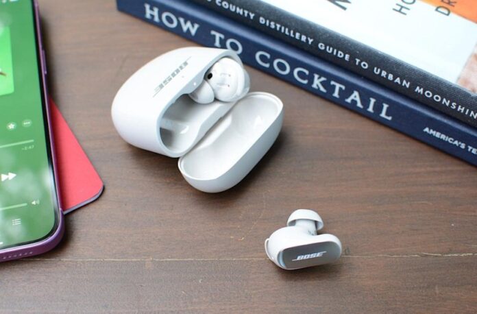 Tai nghe QuietComfort Ultra thế hệ 2 (Ảnh: Internet)