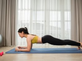 Bài tập plank (Ảnh: Internet)