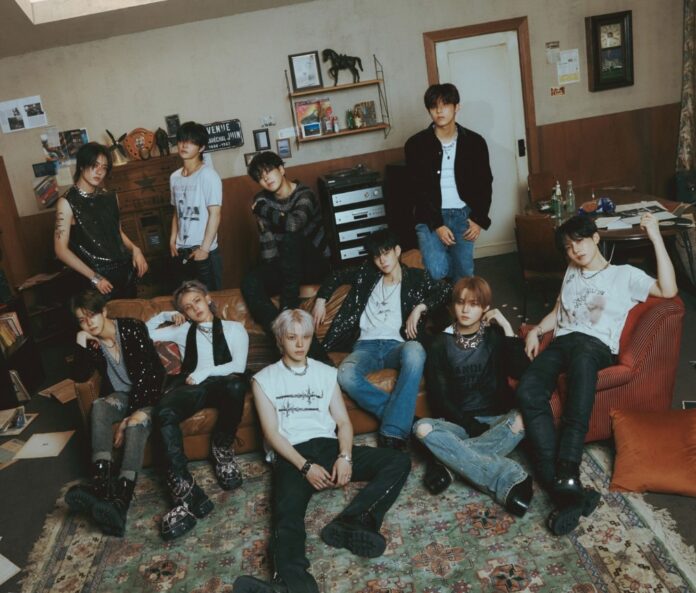 MV EVERYTHING được phát hành khi sức nóng của mini album LOVE PULSE chưa hạ nhiệt (Ảnh: Internet)