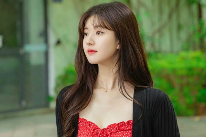 Tranh chấp pháp lý giữa Triệu Lộ Tư và Galaxy Cool Entertainment.