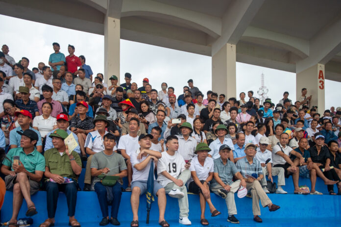 Du khách nô nức về dự lễ hội chọi trâu Đồ Sơn 2025.