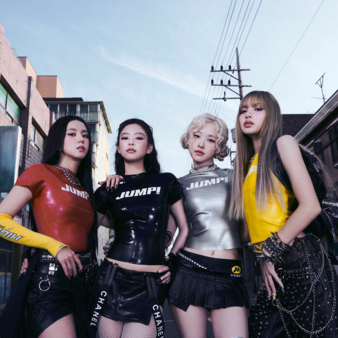 Song song với tour diễn, BLACKPINK cũng đang hoàn thiện album mới