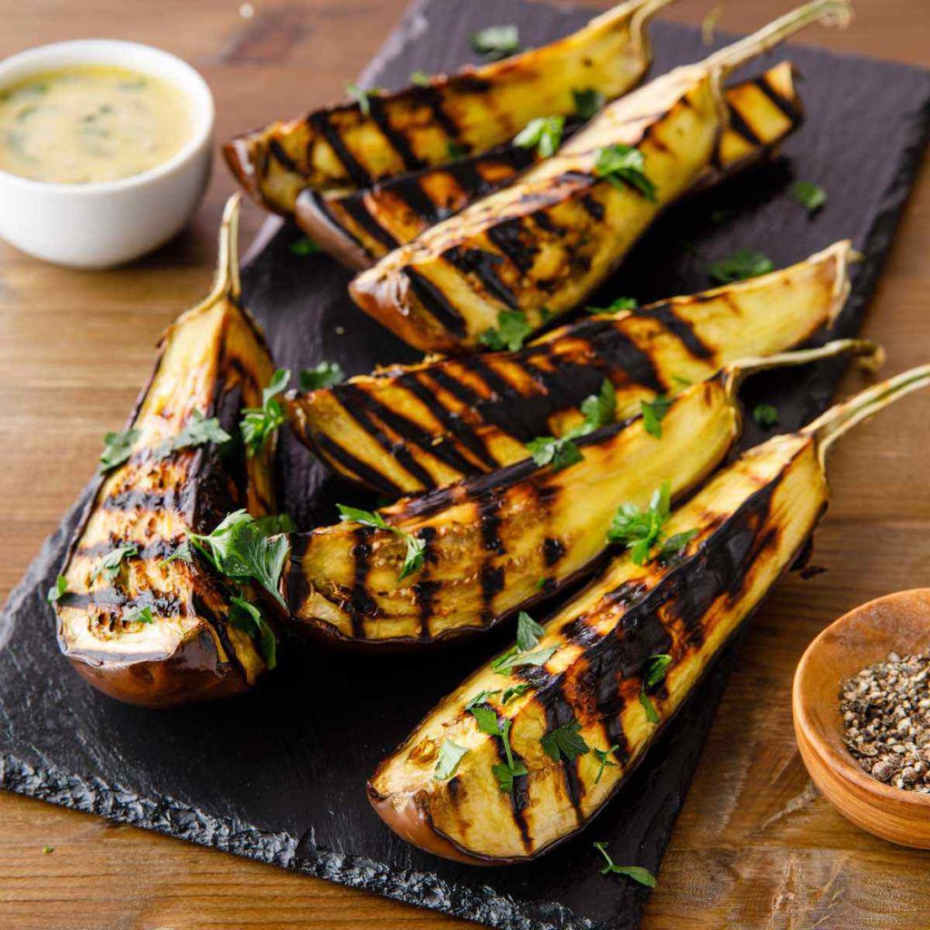 Cà tím là thực phẩm lý tưởng cho những ai đang muốn duy trì hoặc giảm cân Cà tím là thực phẩm lý tưởng cho những ai đang muốn duy trì hoặc giảm cân