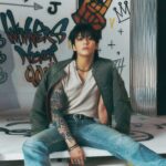 GOLDEN của Jungkook (BTS) đạt 100 tuần trên bảng xếp hạng Album toàn cầu của Spotify, trở thành nghệ sĩ solo châu Á đầu tiên làm được điều này GOLDEN của Jungkook (BTS) đạt 100 tuần trên Bảng xếp hạng Album toàn cầu của Spotify, trở thành nghệ sĩ solo châu Á đầu tiên làm được điều này