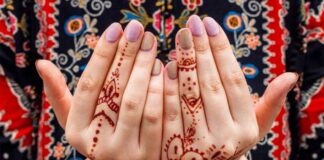 5 mẹo giúp làm mờ hình xăm henna nhanh hơn nhưng vẫn an toàn cho da 5 mẹo giúp làm mờ hình xăm henna nhanh hơn nhưng vẫn an toàn cho da