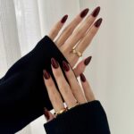 màu sơn móng tay hot nhất mùa đông 2025