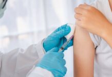 tiêm vắc-xin cúm