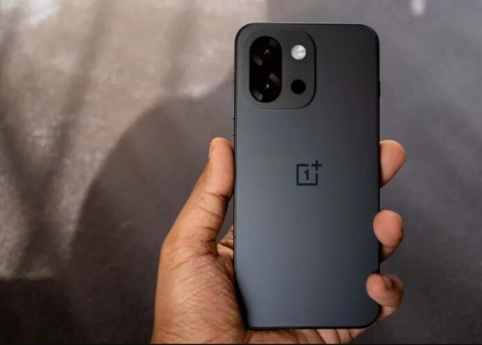 Điện thoại OnePlus 13s (Ảnh: Internet) Điện thoại OnePlus 13s (Ảnh: Internet)