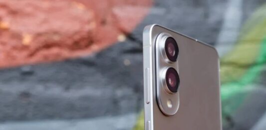 Độ dày của Galaxy S25 Edge (Ảnh: Internet)