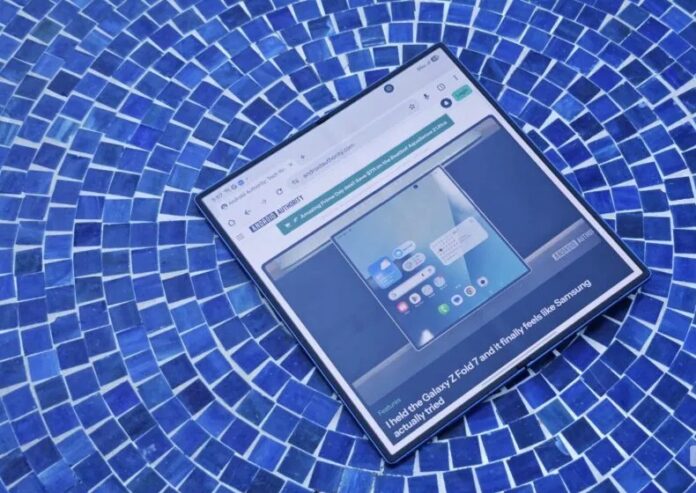 Galaxy Z Fold 7 khi mở ra (Ảnh: Internet) Galaxy Z Fold 7 khi mở ra (Ảnh: Internet)