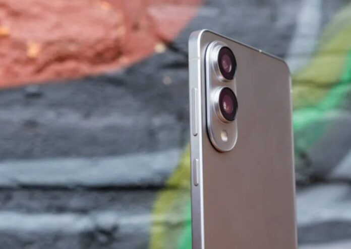 Độ dày của điện thoại Galaxy S25 Edge (Ảnh: Internet)