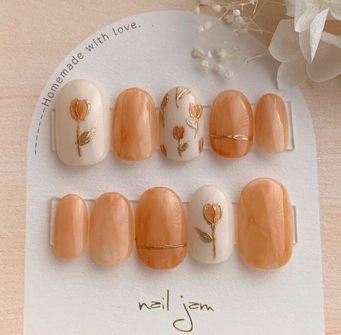 Những mẫu nail tay đẹp cho mùa thu dịu dàng, thơ mộng (Ảnh: Internet)