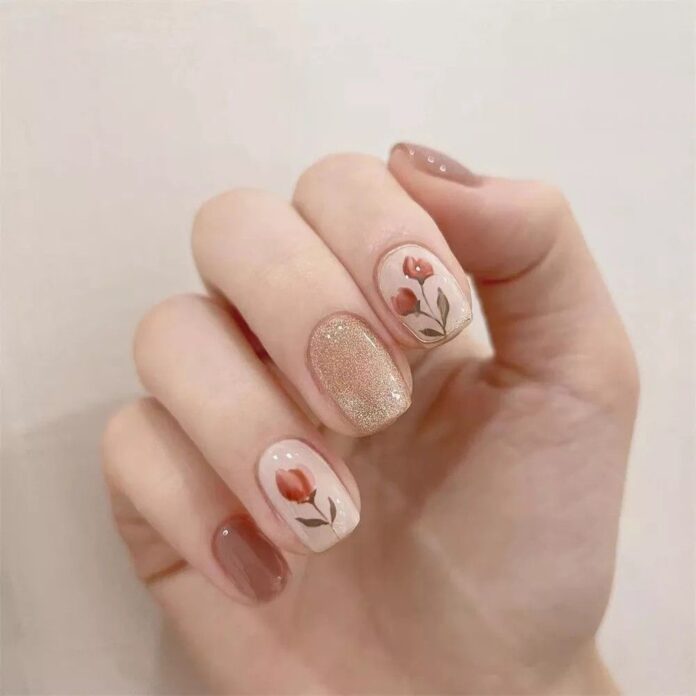 Những mẫu nail tay đẹp cho mùa thu dịu dàng, thơ mộng (Ảnh: Internet)