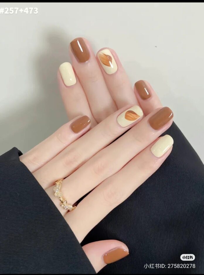 Những mẫu nail tay đẹp cho mùa thu dịu dàng, thơ mộng (Ảnh: Internet)