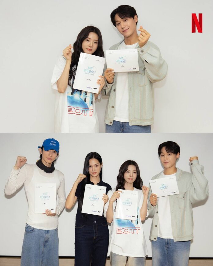 "Grand Galaxy Hotel" được sản xuất bởi đội ngũ giàu kinh nghiệm (Ảnh: Internet)