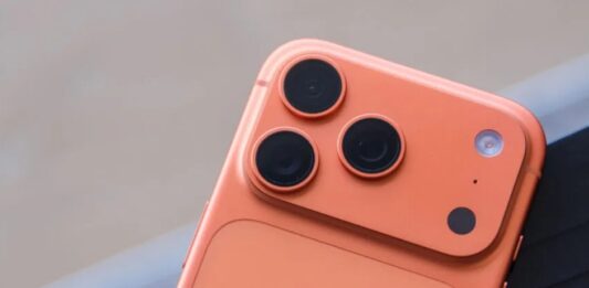 Camera của iPhone 17 Pro có thể cạnh tranh với các điện thoại Android cao cấp hay không? Cận cảnh camera của iPhone 17 Pro (Ảnh: Internet)