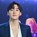 Kevin gần đây còn xuất hiện trong chương trình giải trí nổi tiếng của MBC “The King of Mask Singer”, nơi anh tiết lộ những kế hoạch nhóm sắp tới cùng các thành viên khác của U-KISS, khẳng định mối gắn kết bền chặt với nhóm nhạc đã làm nên tên tuổi của mình (Ảnh: Internet)