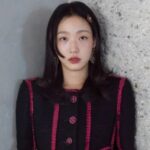 Kim Go Eun từ lâu được công chúng yêu mến bởi sự chân thật và gần gũi – một hình ảnh hiếm thấy giữa thế giới showbiz đầy áp lực ngoại hình. Cô từng chia sẻ rằng mình không muốn theo đuổi “chuẩn đẹp” cứng nhắc mà xã hội áp đặt, thay vào đó muốn trở thành người truyền cảm hứng về sự tự tin và lòng tự trọng cho phụ nữ trẻ (Ảnh: Internet)