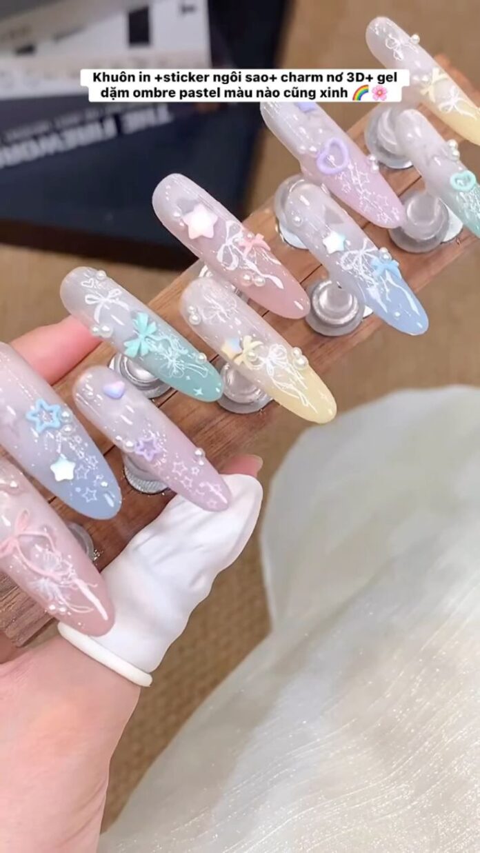 Màu pastel xinh xắn thêm họa tiết nơ