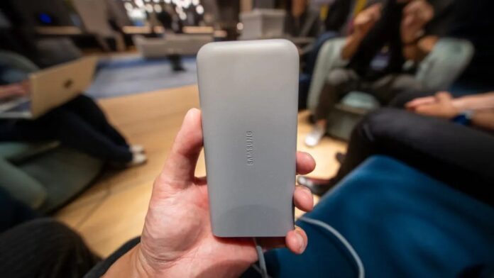 Pin của Galaxy XR (Ảnh: Internet) Pin của Galaxy XR (Ảnh: Internet)