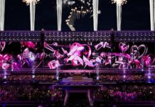 Sân khấu Em Xinh Say Hi được đầu tư hoành tráng.