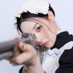 Sunmi ra mắt năm 2007 với tư cách thành viên nhóm Wonder Girls dưới JYP Entertainment, sau đó rời nhóm để hoạt động solo từ năm 2013. Cô được xem là một trong những nữ nghệ sĩ solo thành công nhất thế hệ hậu Wonder Girls (Ảnh: Internet)