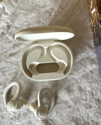 Tai nghe JLab Go Air Sport (Ảnh: Internet)