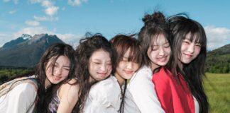 Nhóm nhạc nữ KiiiKiii là nhân vật chính của tiểu thuyết “Dear.X” Nhóm nhạc nữ KiiiKiii là nhân vật chính của tiểu thuyết “Dear.X” (Ảnh: Internet)