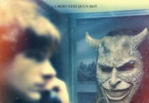 Cảnh poster phim Điện Thoại Đen 2 với nhân vật Grabber đeo mặt nạ kinh dị