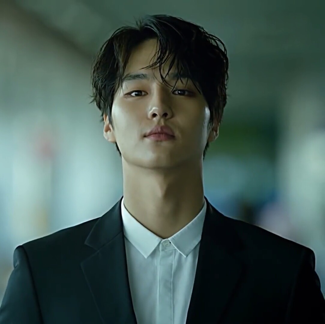 Yang Se-jong trong vai Ma Kang-wook, một công tố viên xuất sắc (Ảnh: Internet))