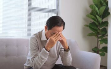 4 bài tập đơn giản giúp giảm triệu chứng chóng mặt hiệu quả chóng mặt