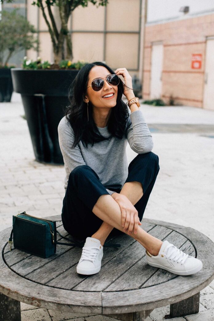 Giày thể thao trắng