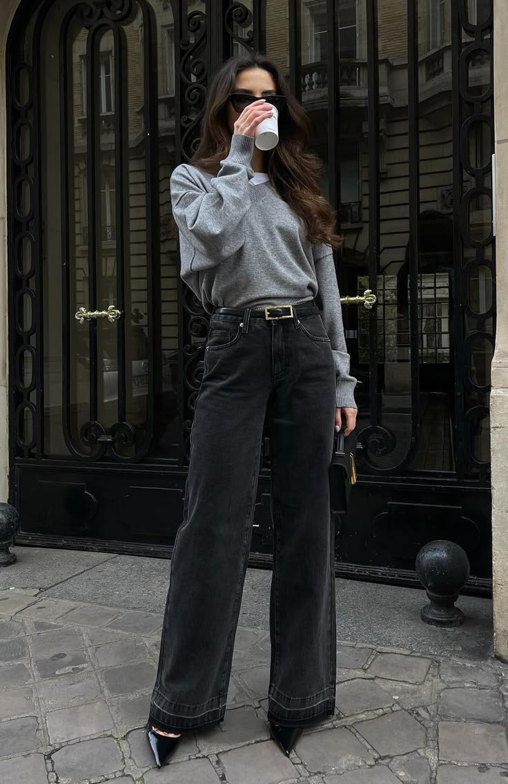 12 item kinh điển giúp bạn xây dựng tủ đồ sành điệu, không bao giờ lỗi mốt