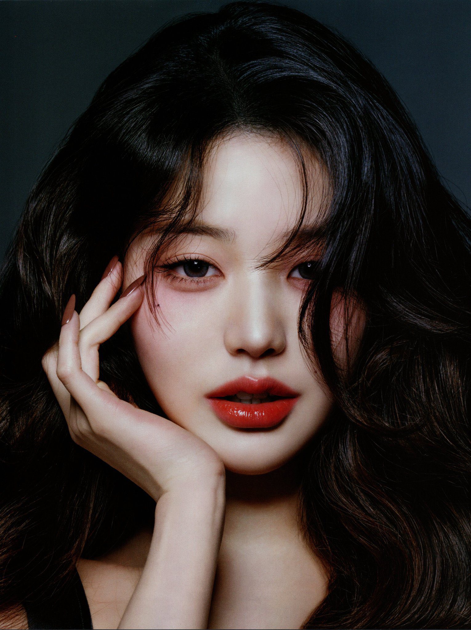 Jang Won-young (IVE) gây choáng khi mua biệt thự 246 tỷ đồng tại khu nhà giàu UN Village ở tuổi 21