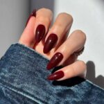 9 màu nail kinh điển giúp bạn tỏa sáng trong mùa lễ hội cuối năm 9 màu nail kinh điển giúp bạn tỏa sáng trong mùa lễ hội cuối năm Đỏ rượu vang ánh nâu