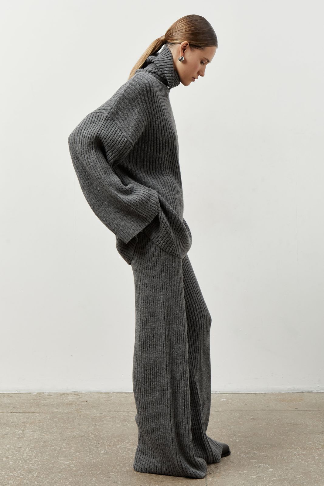 7 ý tưởng phối đồ vừa ấm áp vừa hiện đại cho mùa thu đông này