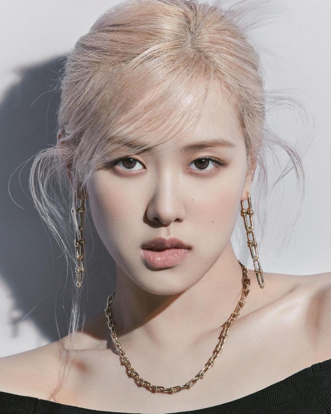 Với ba đề cử tại danh giá tại Grammy 2026