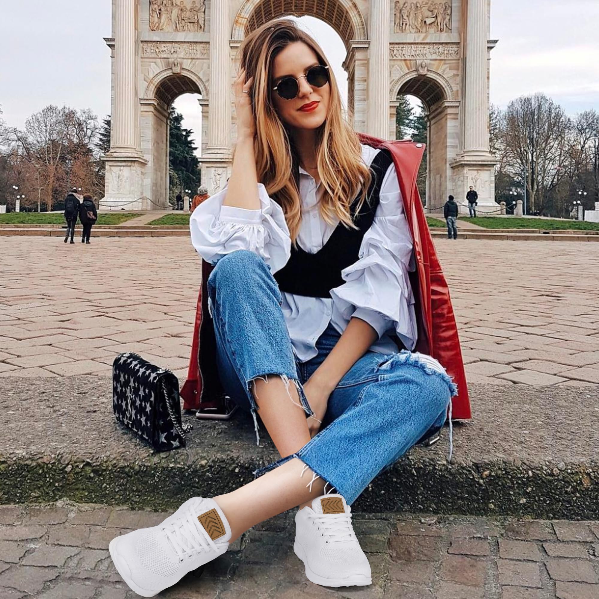 Giày thể thao trắng