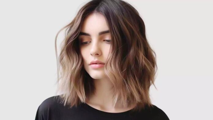 Tóc dài trung bình đánh rối tự nhiên