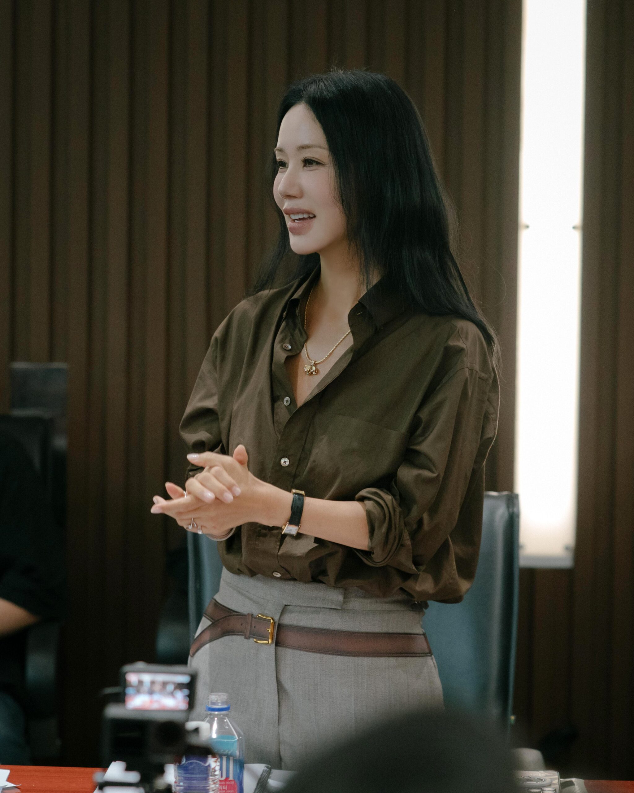 Trong phần tiếp theo này, Uhm Jung-hwa sẽ trở lại với vai nữ anh hùng hành động Lee Mi-young