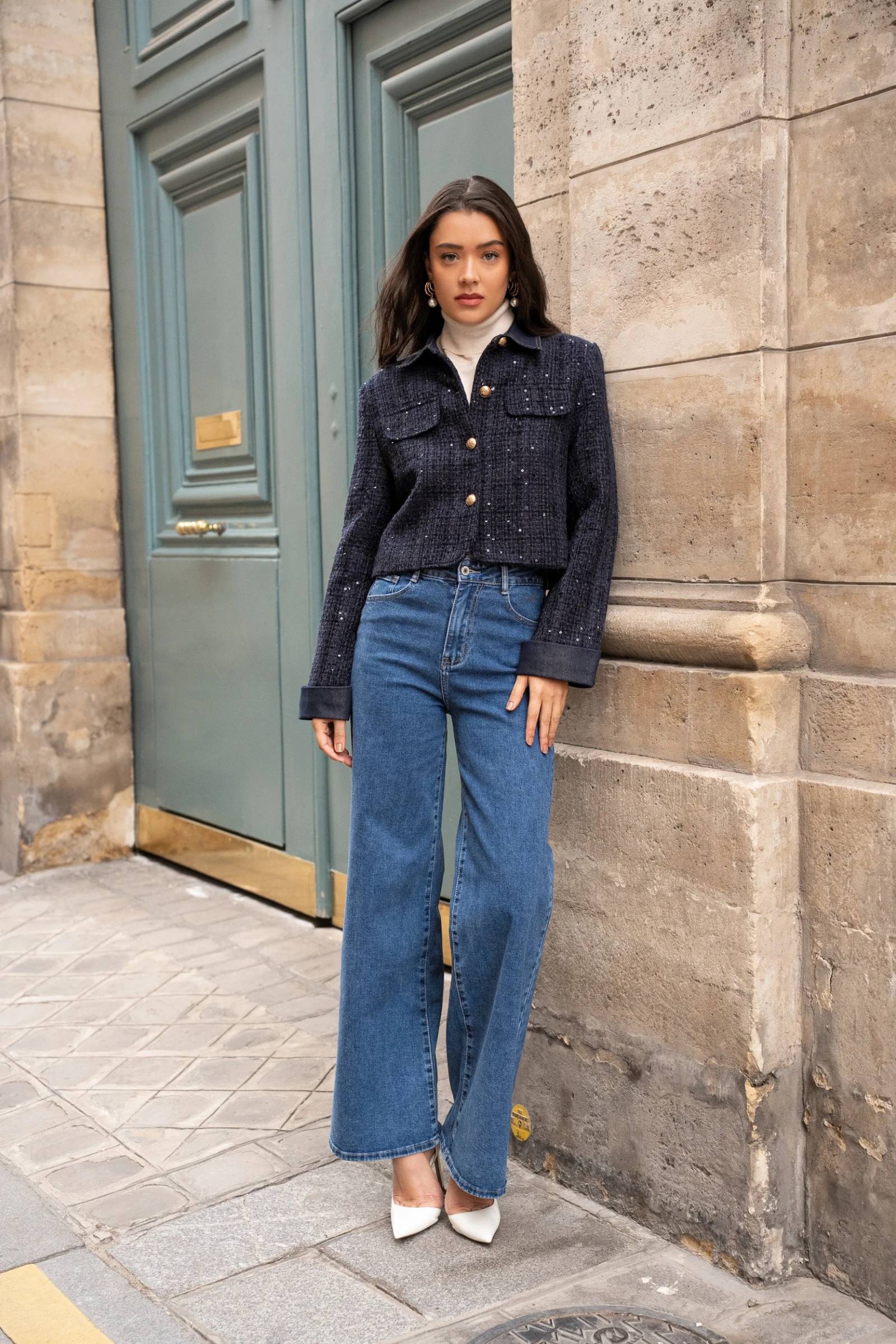 Áo khoác vải tweed phối quần jean