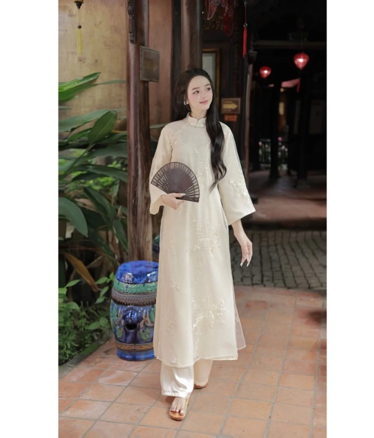 Thử ngay 12 gợi ý áo dài nữ Tết xinh 2026 nếu nàng còn chưa biết mặc gì dịp đầu năm