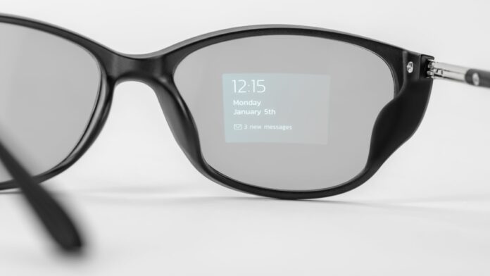 Bên trong kính Haean là chip AR1 của Qualcomm và pin 155 mAh, thiết kế nhẹ nhàng để đeo cả ngày, khác với Galaxy XR dành cho các trải nghiệm phức tạp (Ảnh: Internet)