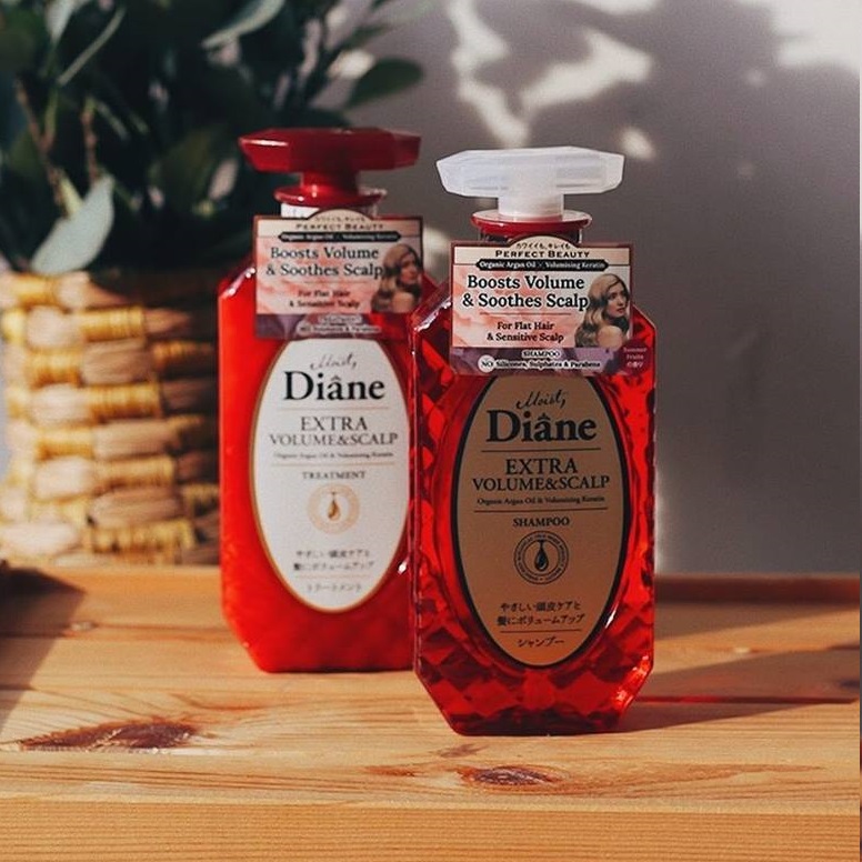 Bộ đôi Moist Diane Extra Volume & Scalp