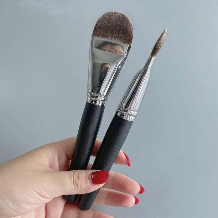 Cọ dẹp đầu tròn chặt