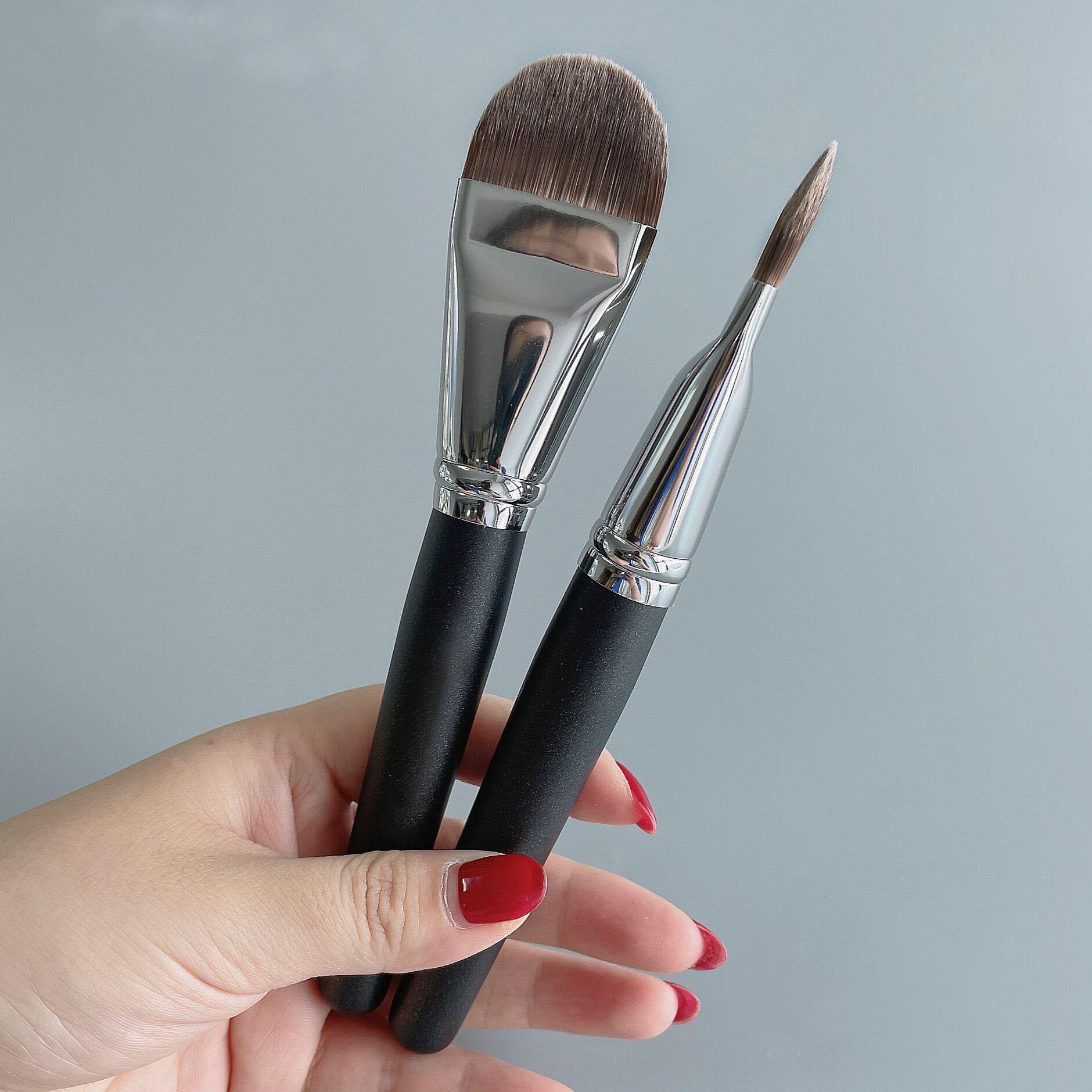 Cọ dẹp đầu tròn chặt