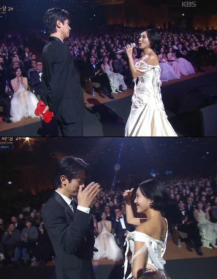 “Good Goodbye” của Hwasa vượt 50 triệu view nhờ màn tương tác bùng nổ cùng nam chính tại lễ Rồng Xanh