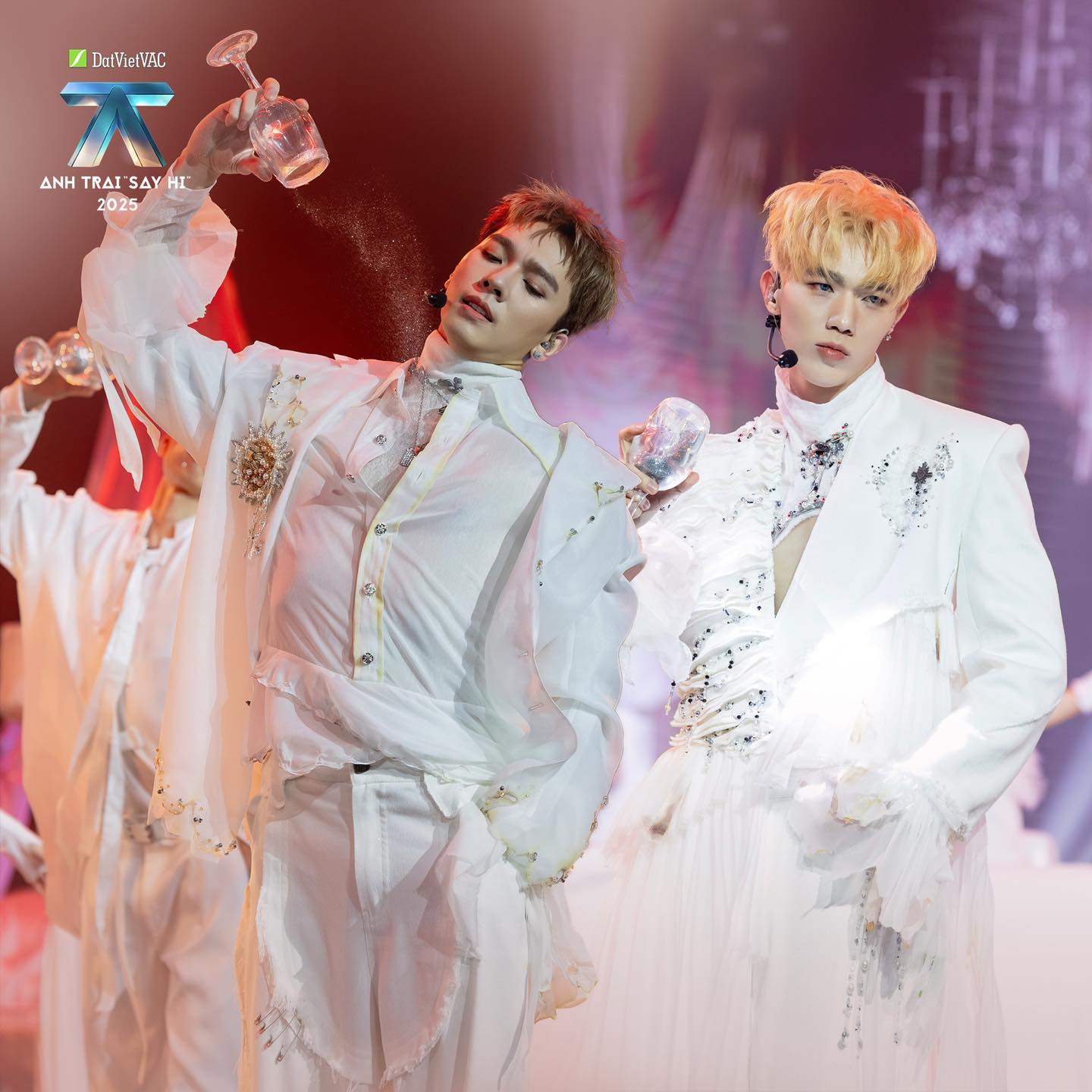 Hải Nam - Lohan (Nguồn: internet)