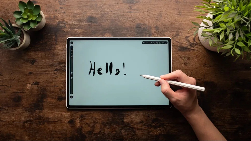 Vẽ bằng bút cảm ứng trên máy Huawei MatePad 12 X (Ảnh: Internet)